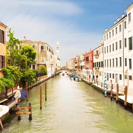 Castello 5067 Boutique Apartment